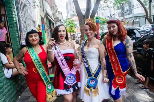 QG Manifesto Pin-up e o evento beneficente de Natal