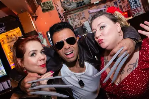 QG Manifesto Pin-up e o evento beneficente de Natal